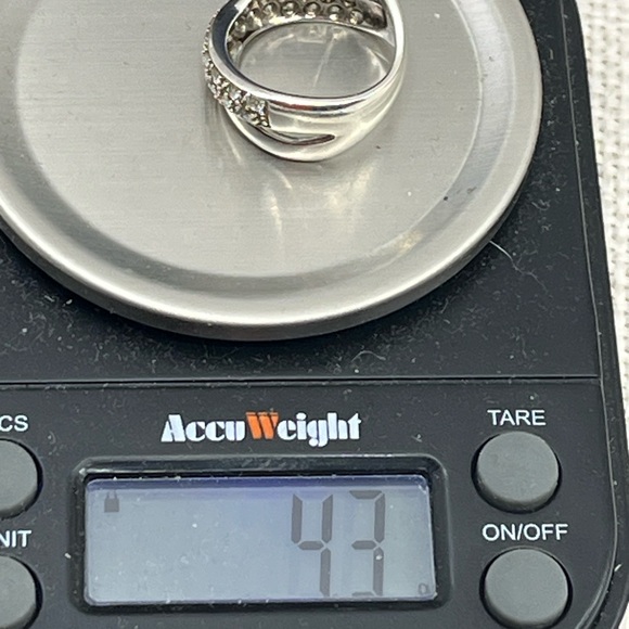 925 Dominique Malaysia Crossover CZ Band Ring - Size 5 - Picture 16 of 16